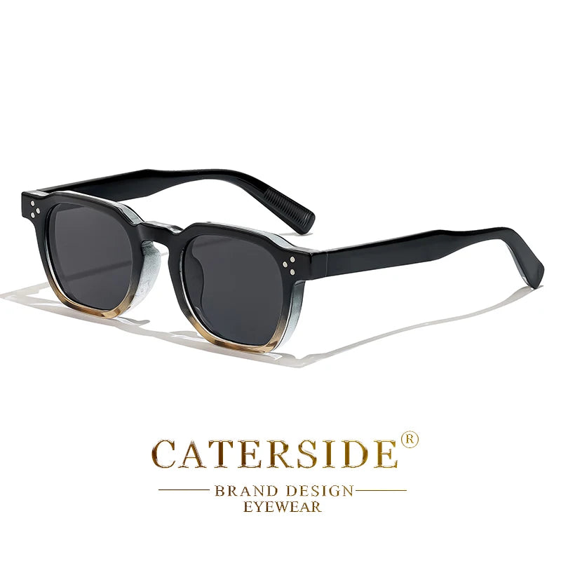 Lunettes de soleil noires au design rectangulaire avec dégradé gris et marron, marque Caterside
