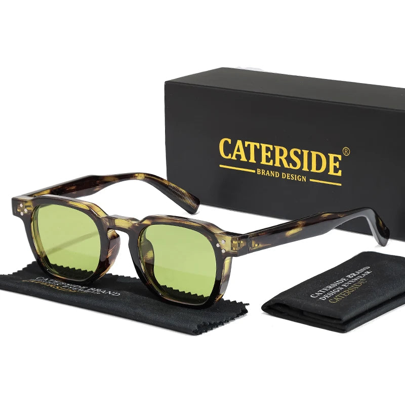 Lunettes de soleil Caterside à monture écaille et verres verts avec pochette et boîte noire marquée