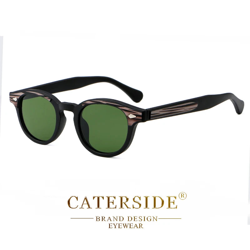 Lunettes de soleil noires avec verres verts et motifs bois, design marque Caterside